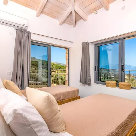 Seaside Comfort For Family Adventures Holiday home
