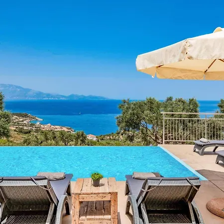Seaside Comfort For Family Adventures *